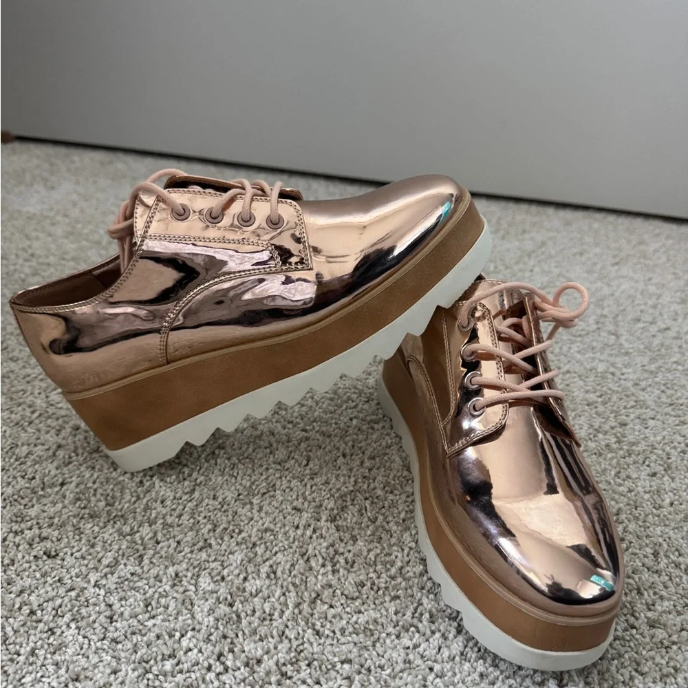 Aldo Vellezzo Platform Oxfords - Picture 1 of 3